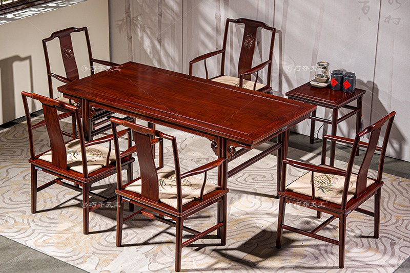 瓜棱腿茶臺(tái)